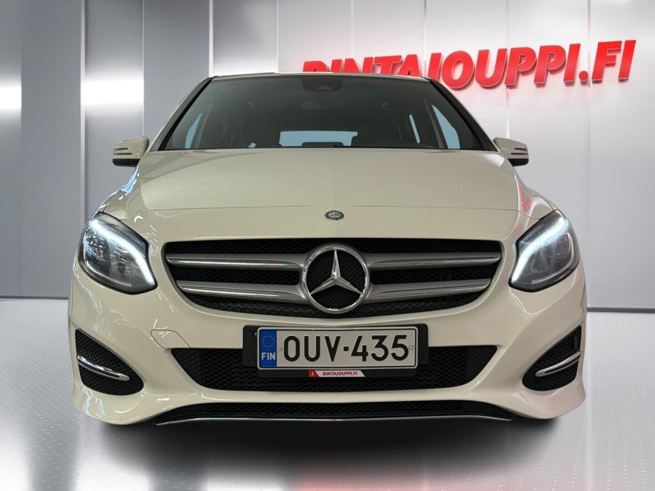 MERCEDES-BENZ B 2015