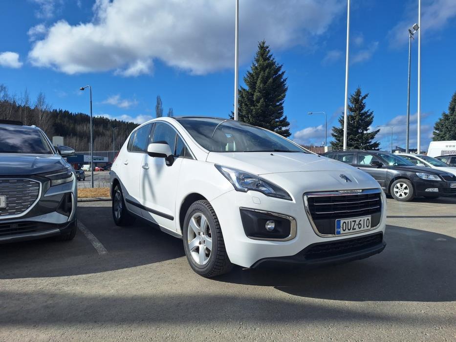 PEUGEOT 3008 2015