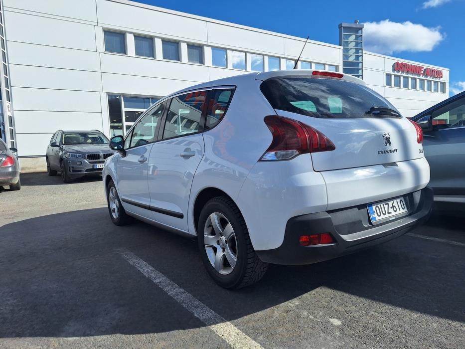 PEUGEOT 3008 2015
