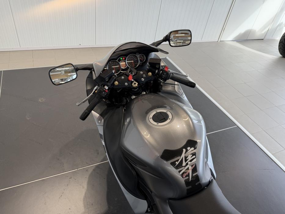SUZUKI GSX 2009