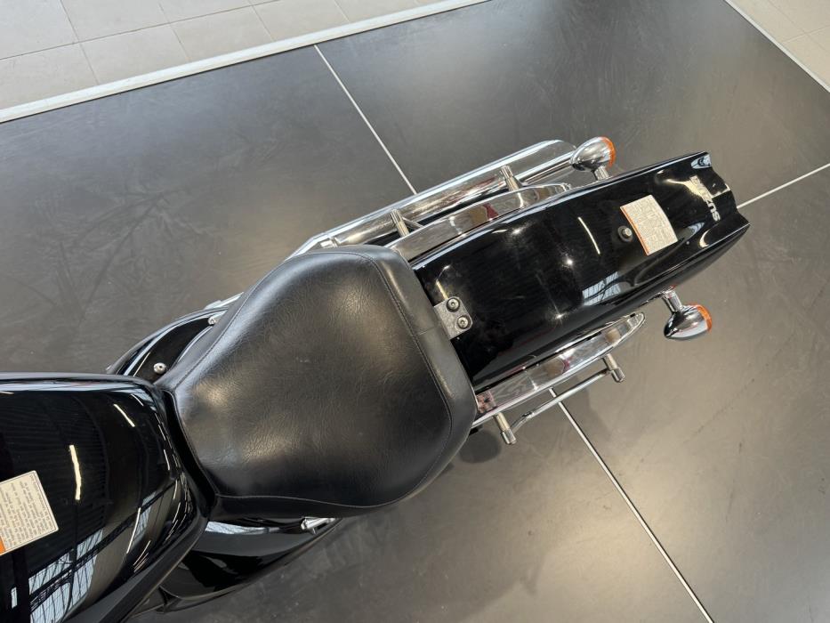 SUZUKI INTRUDER 2009