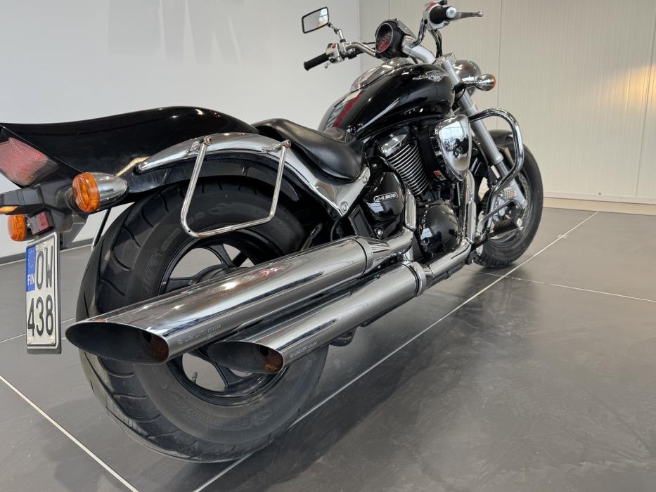 SUZUKI INTRUDER 2009