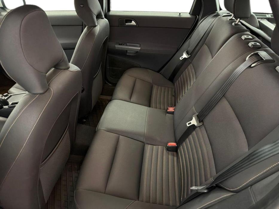 VOLVO V50 2008