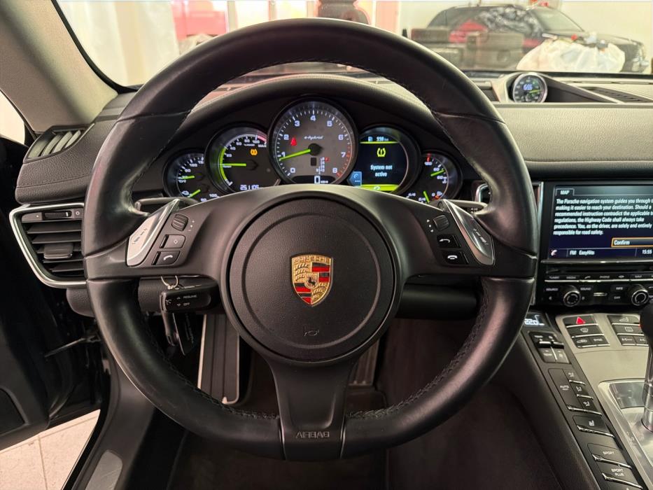 PORSCHE Panamera 2014