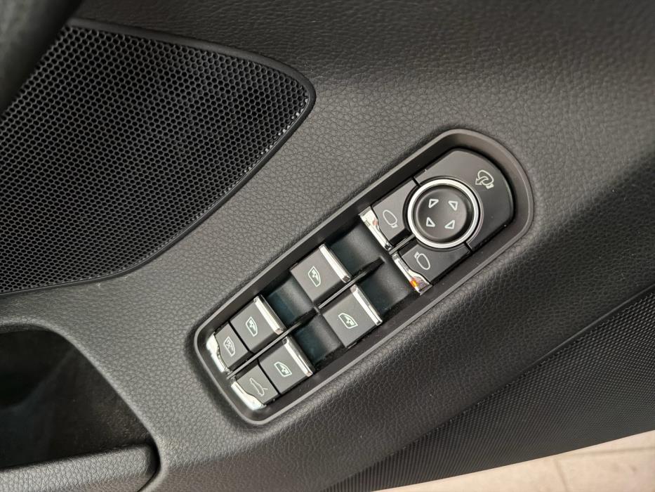 PORSCHE Panamera 2014