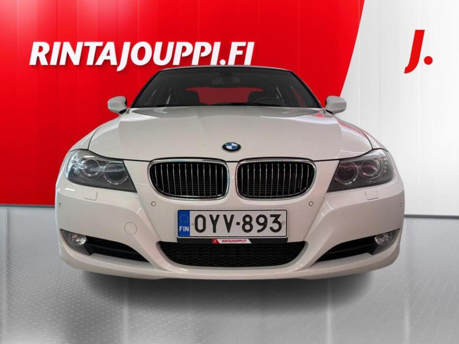 BMW 318 2011