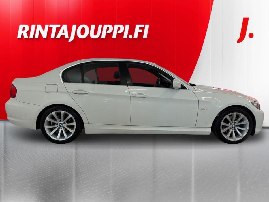 BMW 318 2011