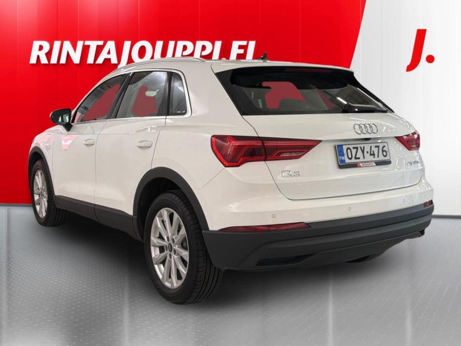AUDI Q3 2023
