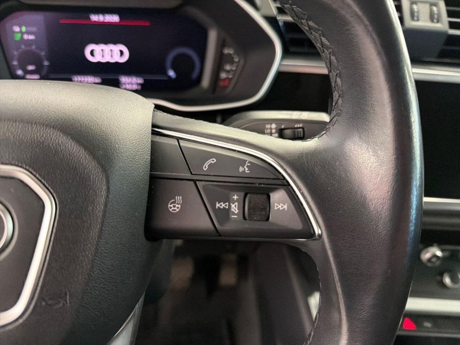 AUDI Q3 2023