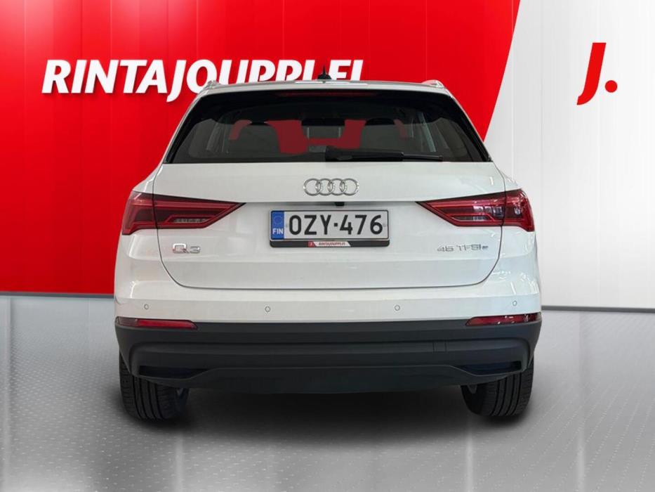 AUDI Q3 2023