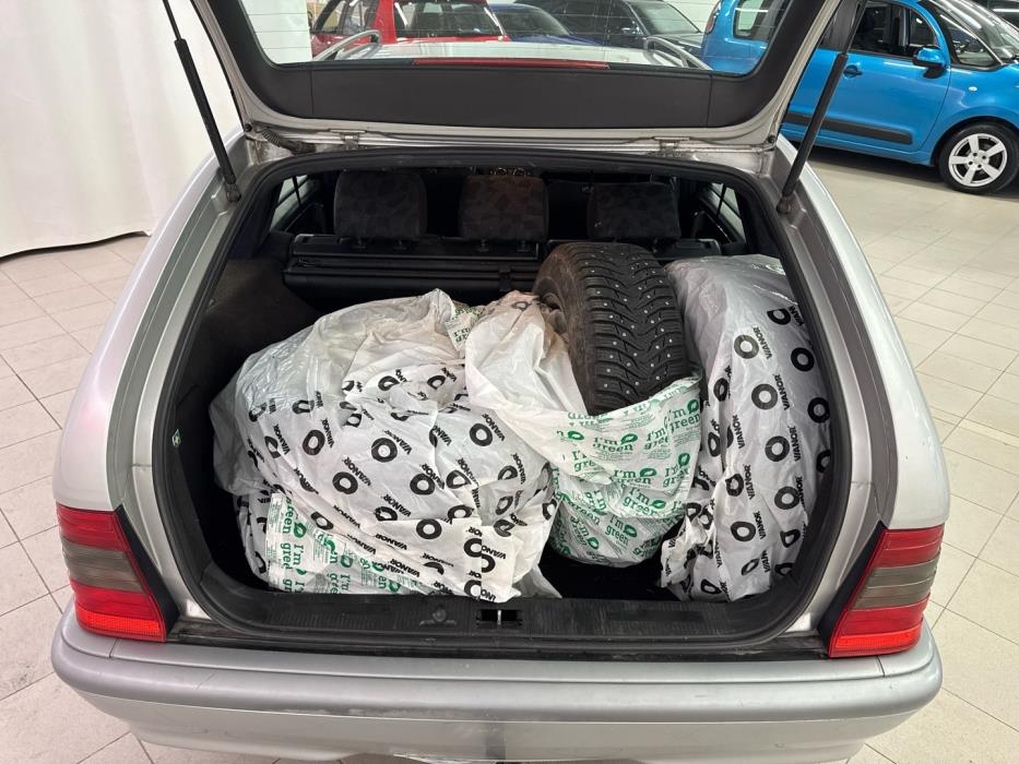 MERCEDES-BENZ C 1997