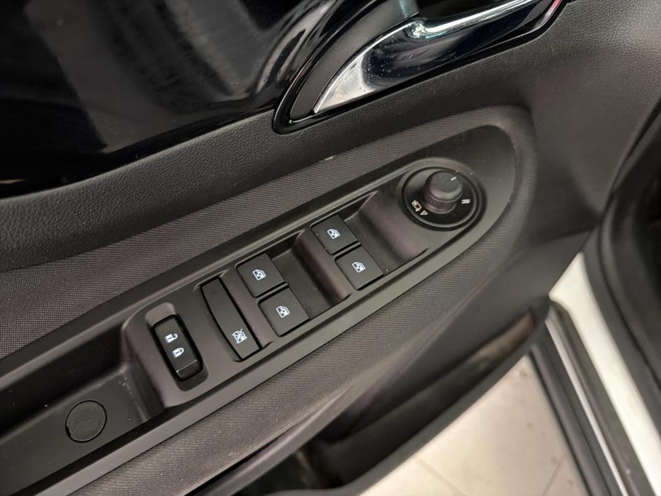 OPEL Mokka 2017