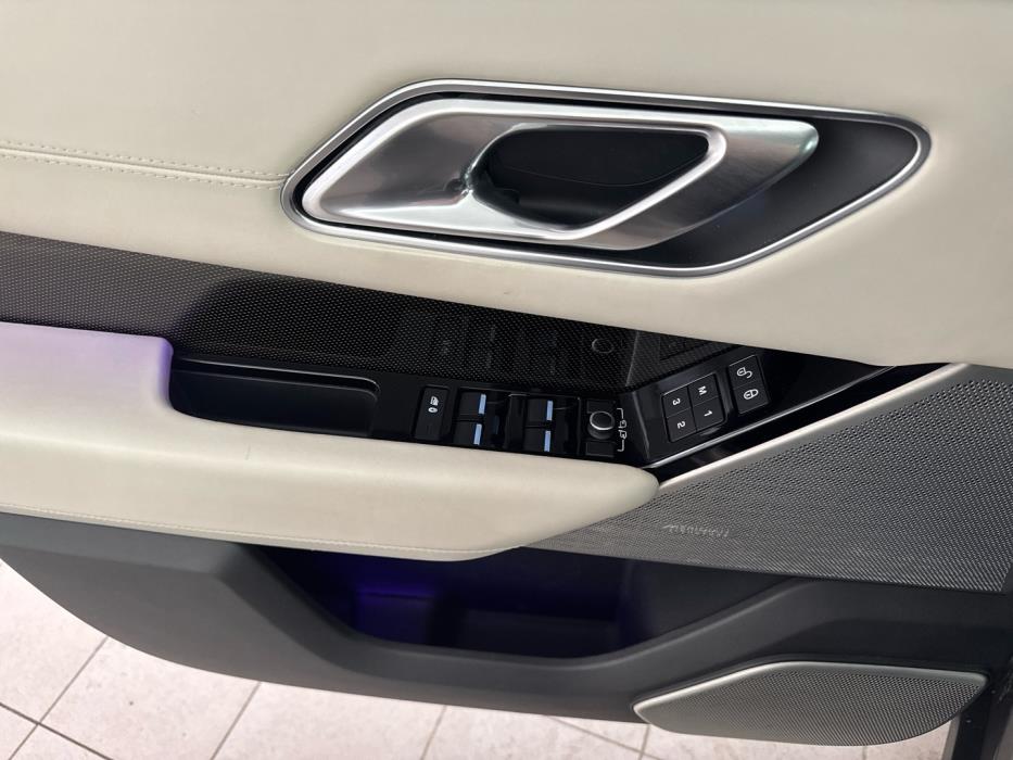 LAND ROVER Range Rover Velar 2017