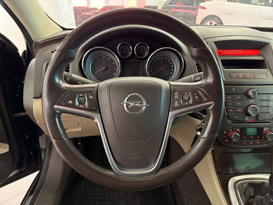 OPEL Insignia 2009