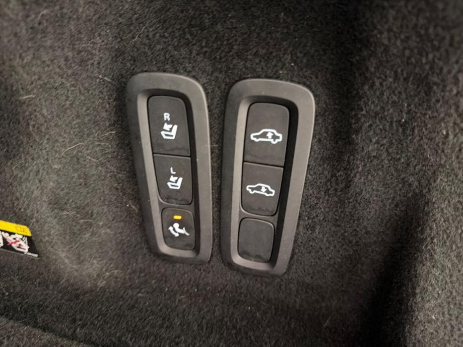 VOLVO XC60 2019