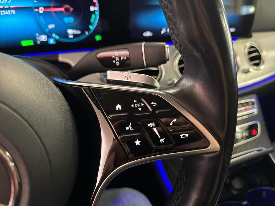 MERCEDES-BENZ E 2021