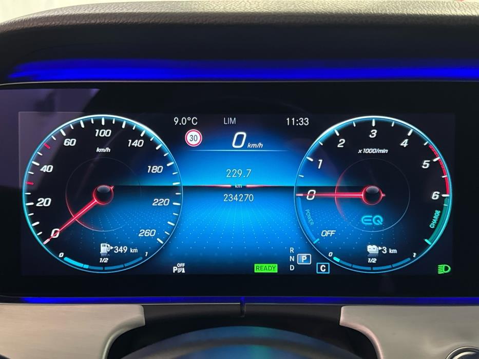 MERCEDES-BENZ E 2021