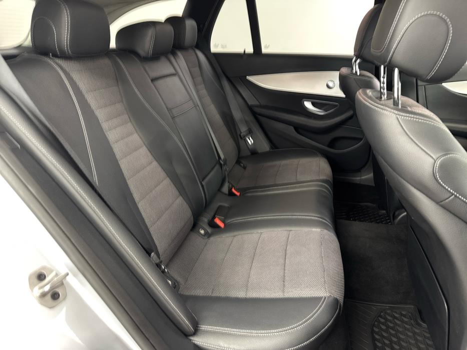 MERCEDES-BENZ E 2021