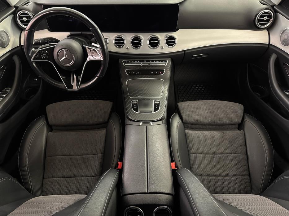 MERCEDES-BENZ E 2021