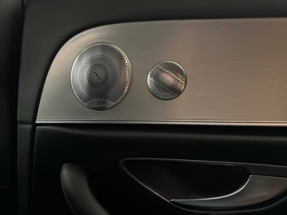 MERCEDES-BENZ E 2021