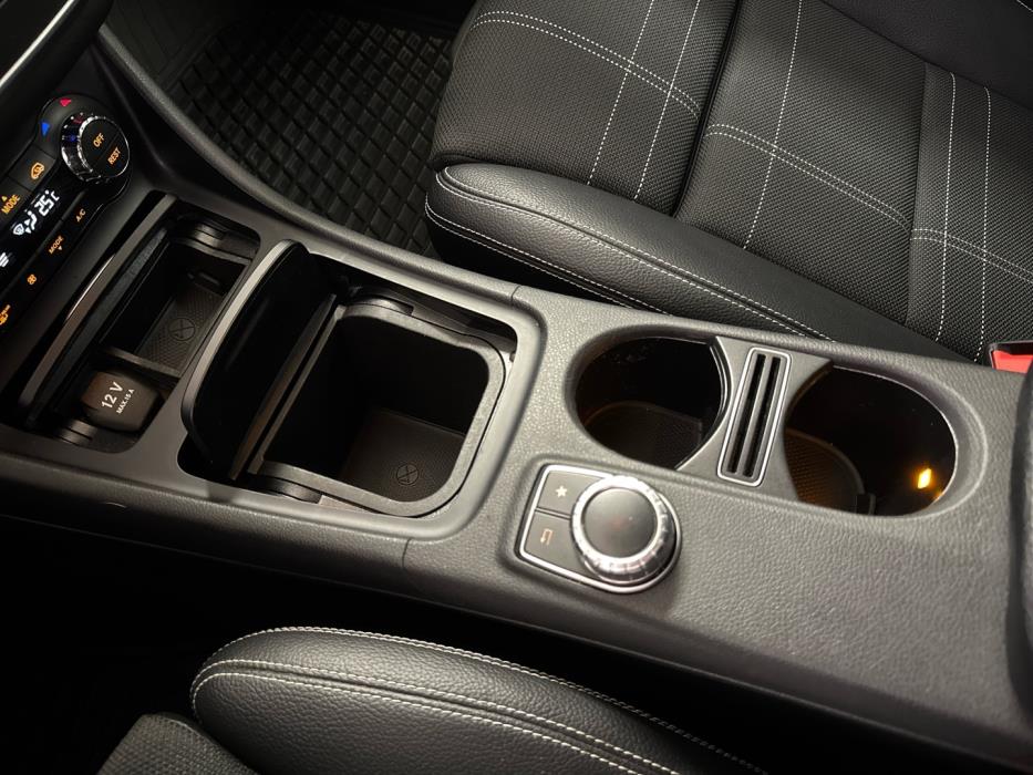 MERCEDES-BENZ CLA 2016