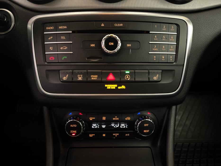 MERCEDES-BENZ CLA 2016