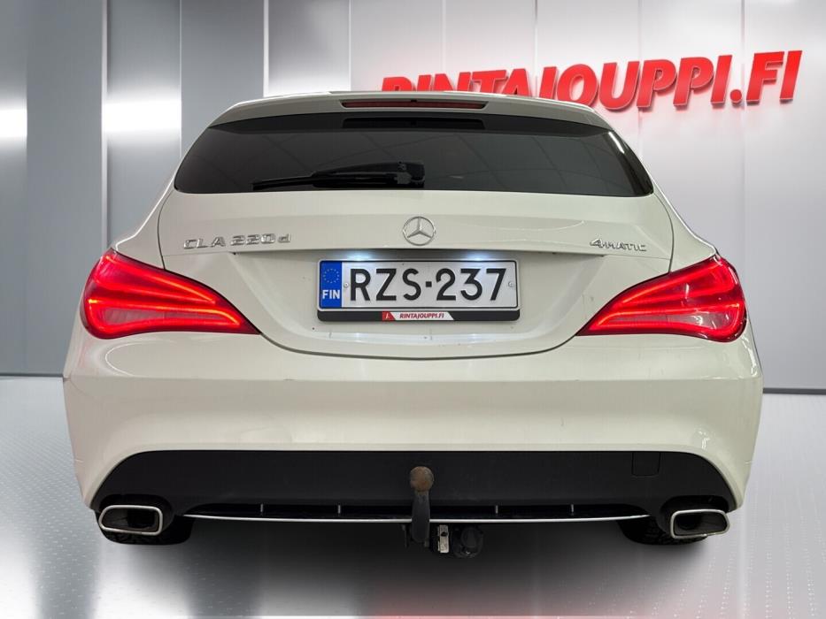 MERCEDES-BENZ CLA 2016