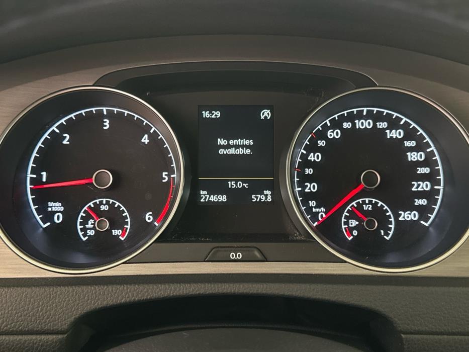 VOLKSWAGEN Golf 2015