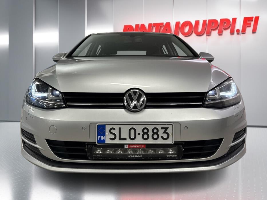 VOLKSWAGEN Golf 2015