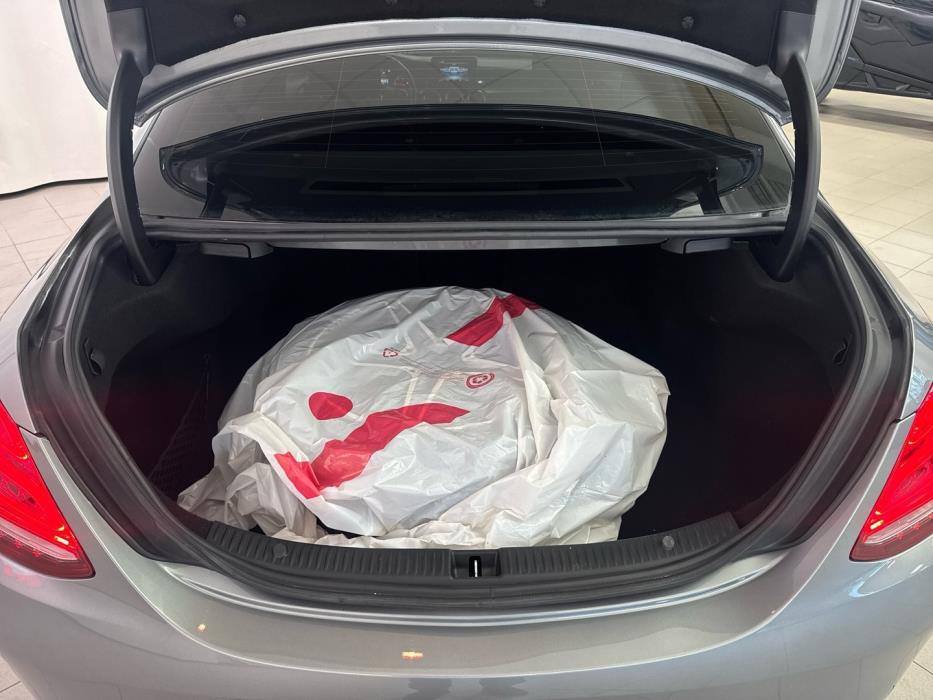 MERCEDES-BENZ C 2016