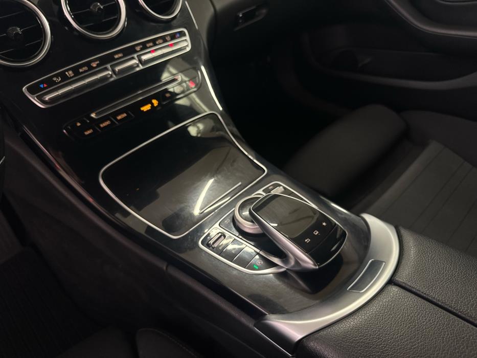 MERCEDES-BENZ C 2016