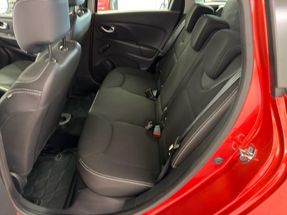 RENAULT Clio 2015