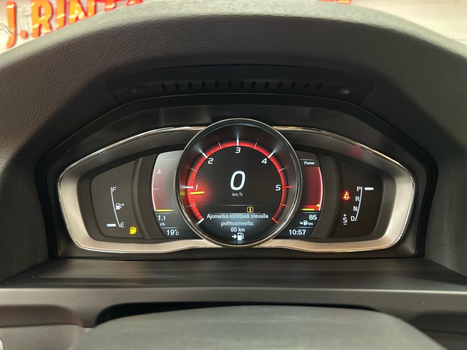 VOLVO V60 Cross Country 2017