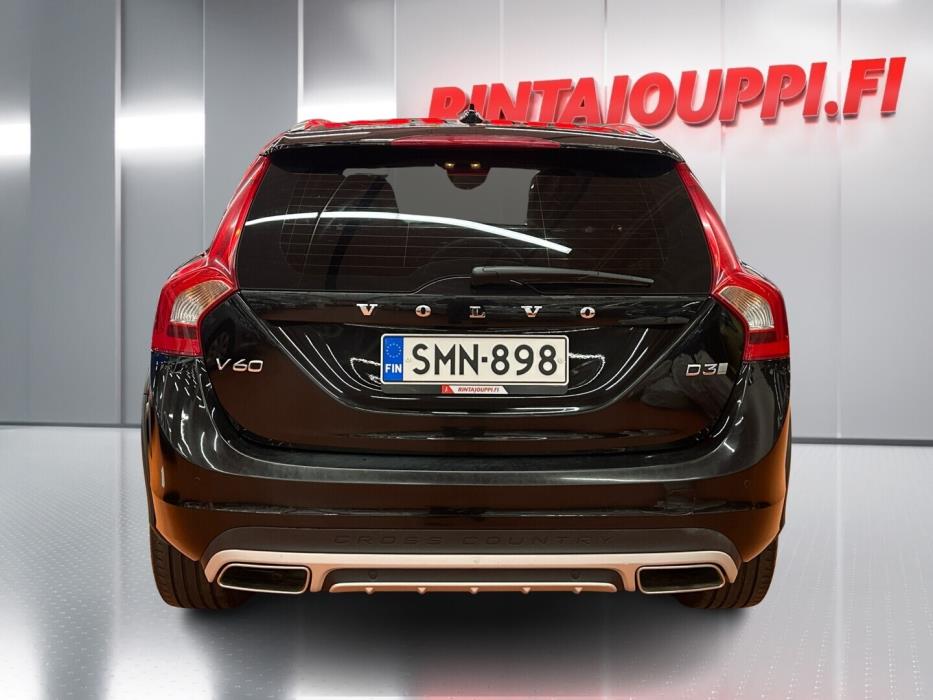 VOLVO V60 Cross Country 2017
