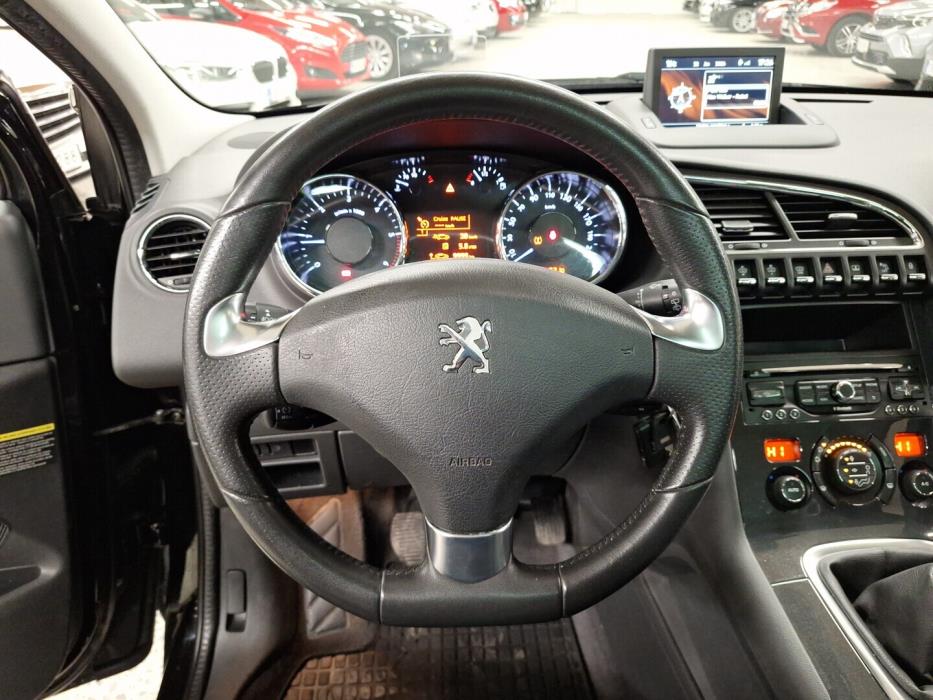 PEUGEOT 3008 2016