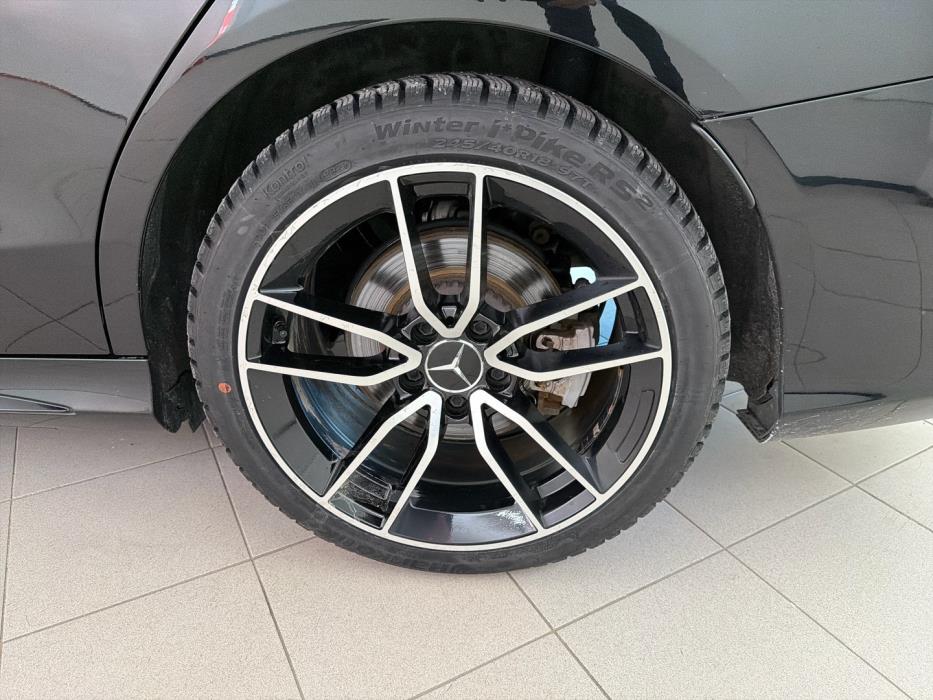 MERCEDES-BENZ C 2020