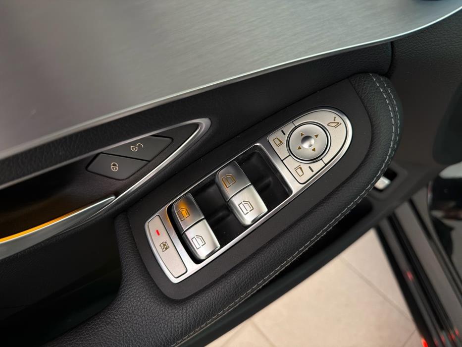 MERCEDES-BENZ C 2020