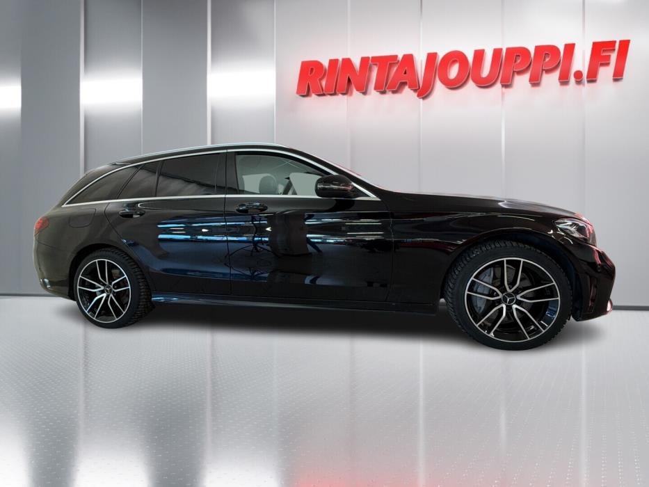 MERCEDES-BENZ C 2020