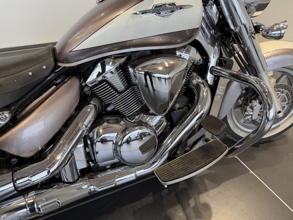 SUZUKI INTRUDER 2009