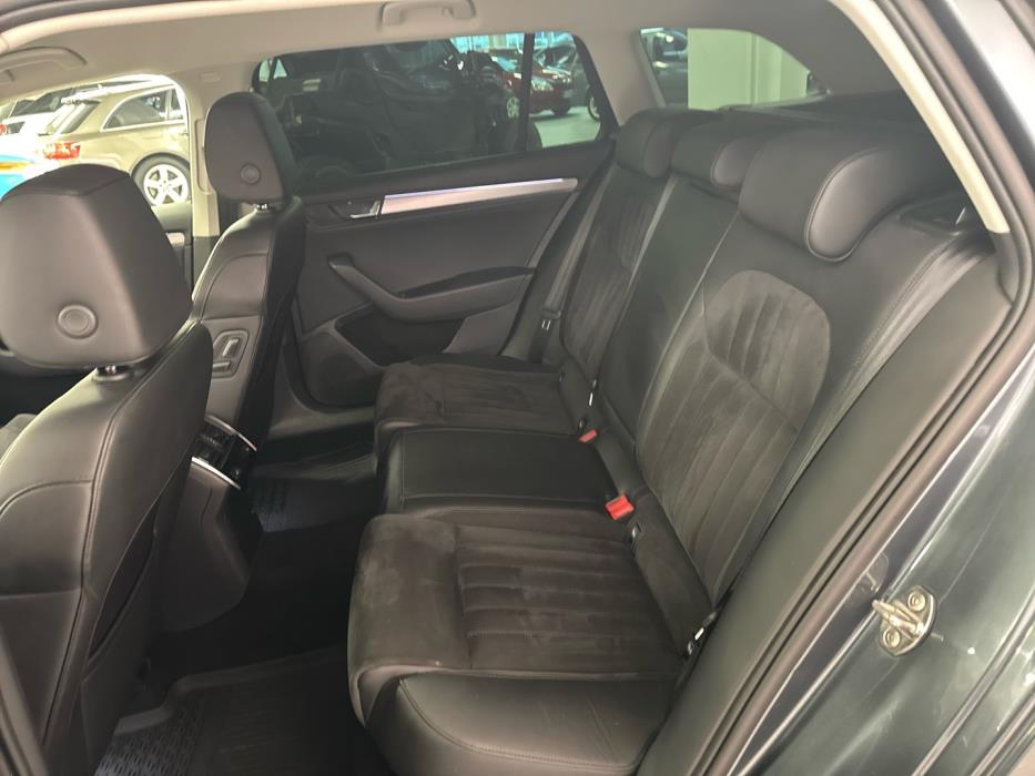 SKODA Superb 2019