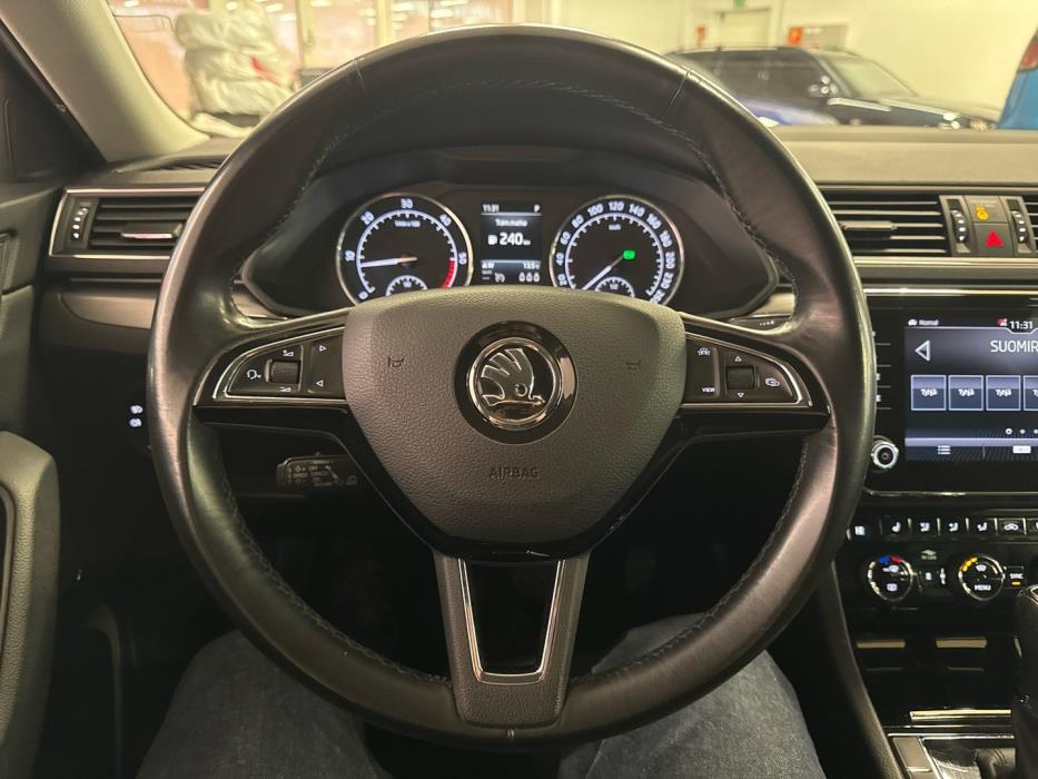 SKODA Superb 2019