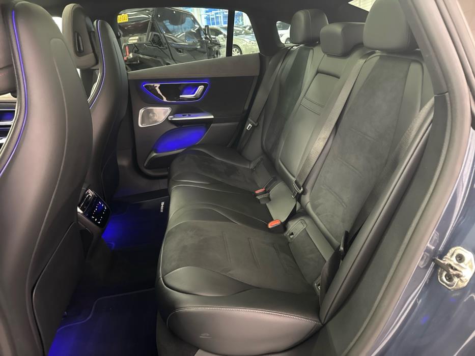 MERCEDES-BENZ EQE 2023