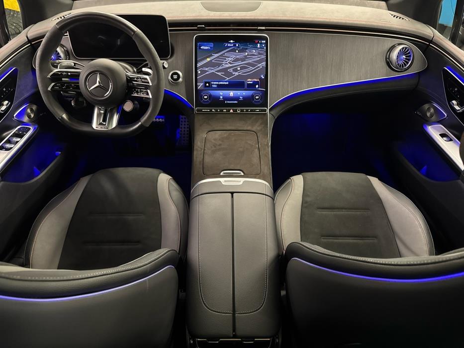 MERCEDES-BENZ EQE 2023
