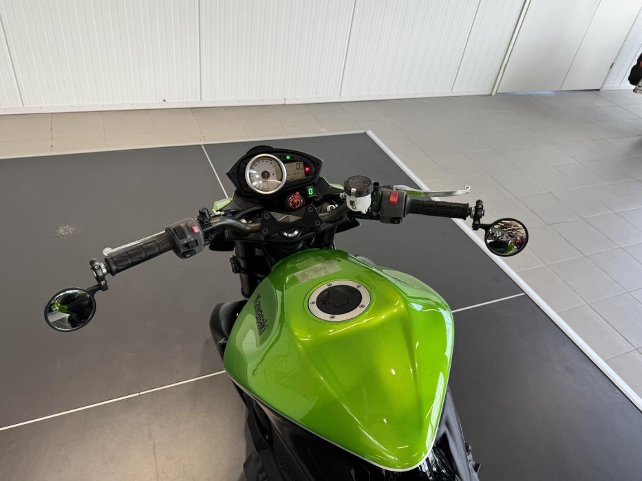 KAWASAKI Z 2009