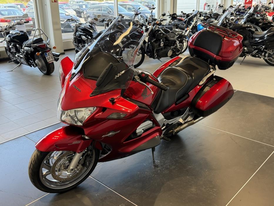 HONDA ST 2009
