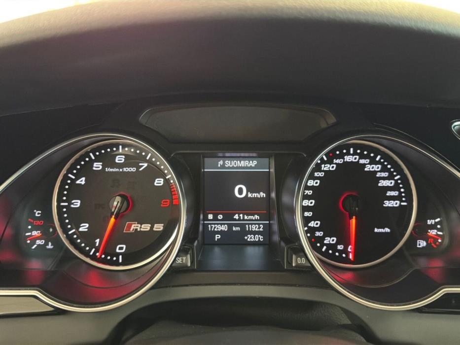 AUDI RS 5 2012