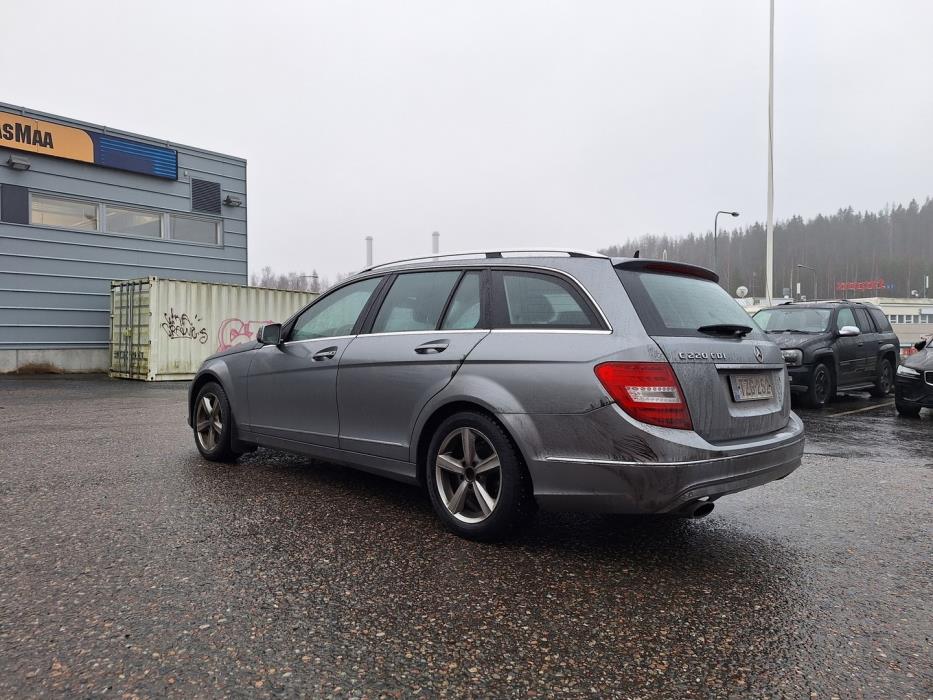 MERCEDES-BENZ C 2014