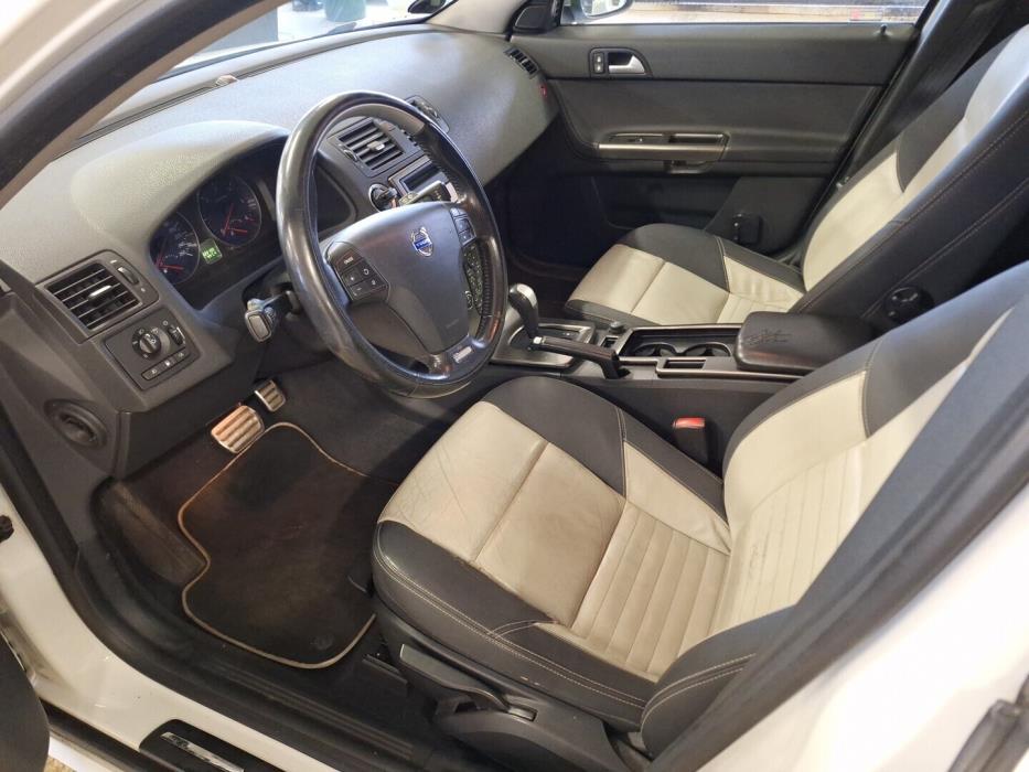 VOLVO V50 2008