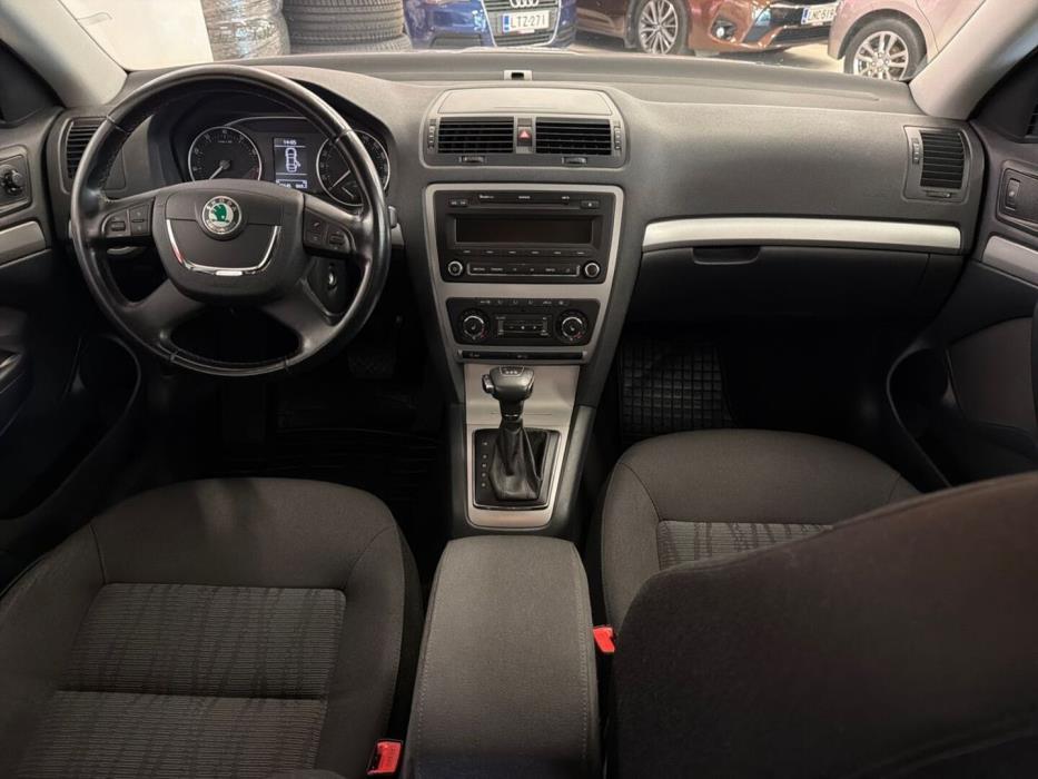 SKODA Octavia 2013