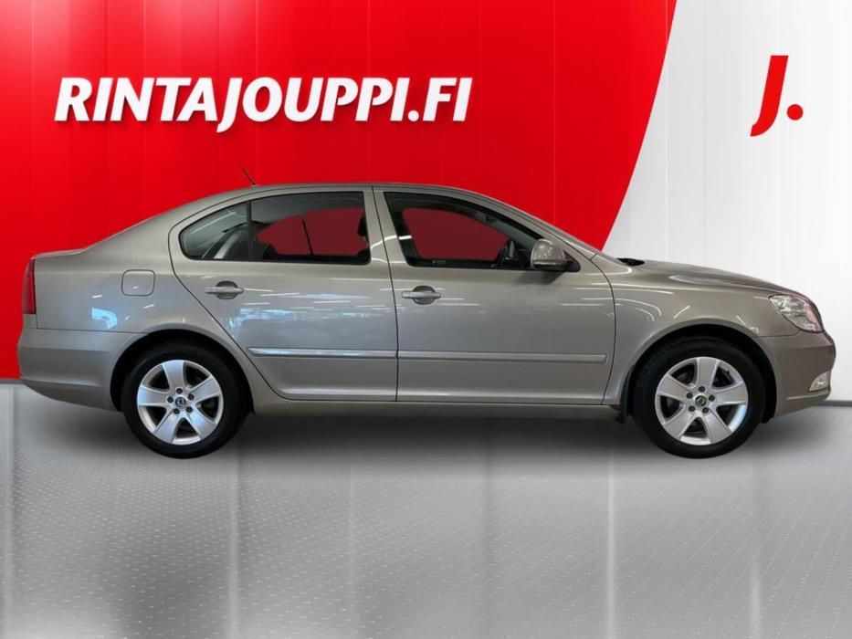 SKODA Octavia 2013